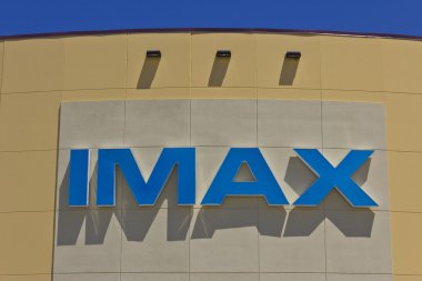 Indianapolis - Haziran 2016 yaklaşık: Imax sineması Logo ve tabela. Bir büyük Format sistem, sunan film ve sinema filmlerinin III IMAX olduğunu