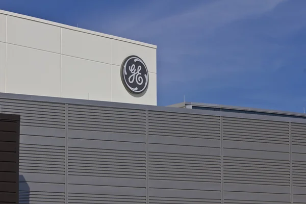 Lafayette, IN - Circa July 2016: General Electric Aviation Facility. GE Aviation is a Manufacturer of LEAP Jet Engines VI — Stock Photo, Image