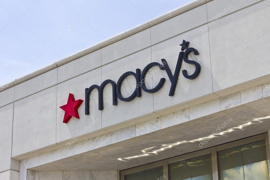 Lafayette, IN - Circa July 2016: Macy's Department Store. Macys, Inc. is one of the Nations Premier Omnichannel Retailers IV