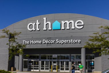 Indianapolis - yaklaşık Ağustos 2016: Ev perakende zinciri konumda. Evde uzmanlaşmış ev dekorasyonu, mobilya ve dekoratif aksan ben