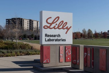 Indianapolis - Kasım 2020: Eli Lilly ve Şirket Araştırma Laboratuvarları. Lilly ilaç ve ilaç üretiyor..