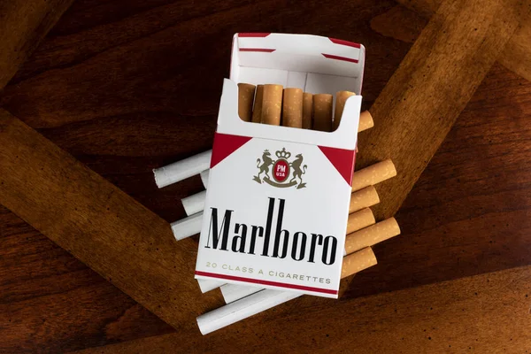Indianápolis Circa Dezembro 2020 Marlboro Cigarros Marlboro Produto Grupo Altria — Fotografia de Stock