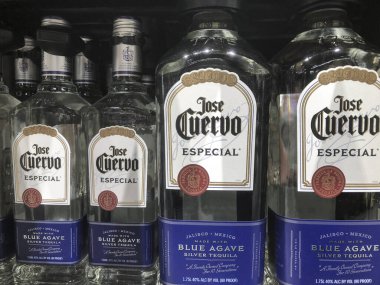 Indianapolis - Ocak 2021: Jose Cuervo Tekila. Jose Cuervo ABD 'de yılda 3,5 milyon kasa tekila satıyor..
