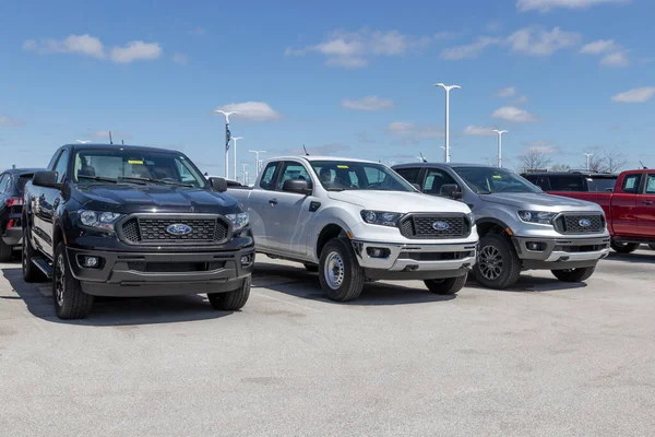 Plainfield Sekitar April 2021 Ford Ranger Memajang Truk Pikap Dealer — Stok Foto