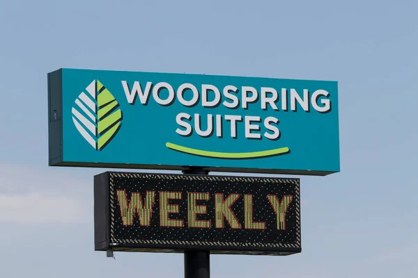 Indianápolis Circa Mayo 2021 Woodspring Suites Property Woodspring Suites Forma — Foto de Stock