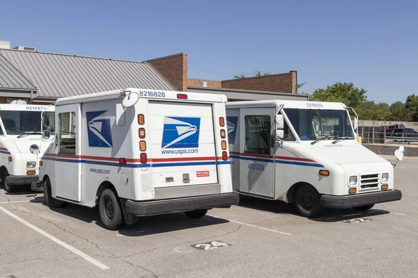 Carmel Circa May 2021 Usps Post Office Mail Trucks Post — Stock Photo, Image