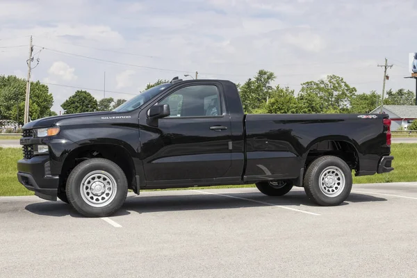 Kokomo Circa Junio 2021 Chevrolet Silverado 1500 Display Chevy Una — Foto de Stock