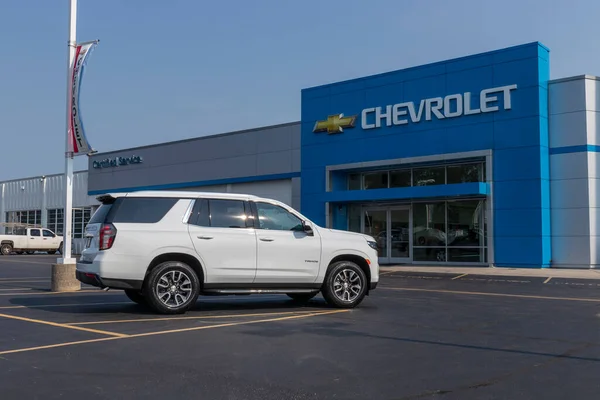 Cincinnati Około Lipca 2021 Wyświetlacz Suv Chevroleta Tahoe Chevy Jest — Zdjęcie stockowe