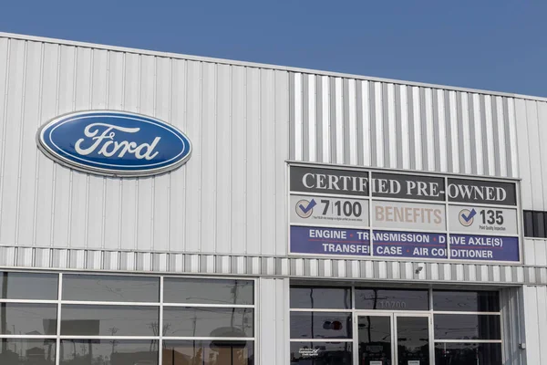 Harrison Circa Sierpień 2021 Ford Motor Certified Pre Owned Used — Zdjęcie stockowe