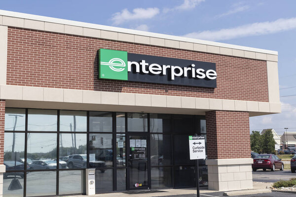 Indianapolis - Circa August 2021: Enterprise Rent-A-Car Local Rental Location. Enterprise Rent-A-Car is the largest rental car company in the US.