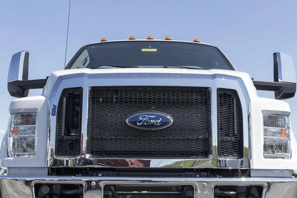 Indianapolis Sekitar September 2021 Ford 650 Tampilan Medium Duty Truck — Stok Foto