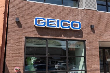 Prescott - Eylül 2021: GEICO Sigorta Ofisi. GEICO Berkshire Hathaway 'in bir yan kuruluşu..