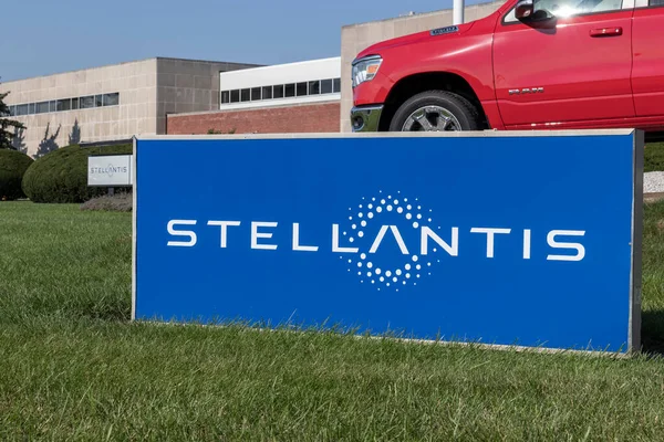 Kokomo Circa September 2021 Stellantis Logo Transmission Factory Stellantis Subsidiaries — Stock Photo, Image