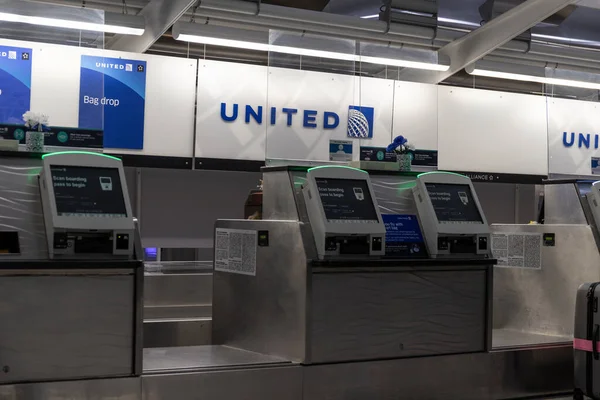 Indianapolis Γύρω Στο Σεπτέμβριο 2021 United Airlines Check Desk United — Φωτογραφία Αρχείου