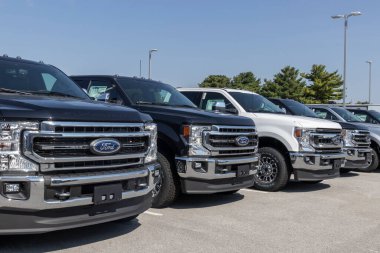 Kokomo - Eylül 2021: Ford F-Serisi Kamyon Serisi. Ford F-150, Super Duty F-250, F-350 ve F-450 ABD 'de en çok satan kamyonlardır..