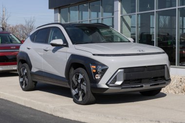 Noblesville - 27 Şubat 2026: Hyundai Kona Limited AWD küçük SUV sergisi. Hyundai Kona 'ya 1,6L Turboşarjlı 4 silindirli motor sunuyor. MY:2026