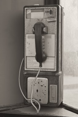 Vintage eski ödeme telefon bozuk para yuvası IV ile telefon - ödeme