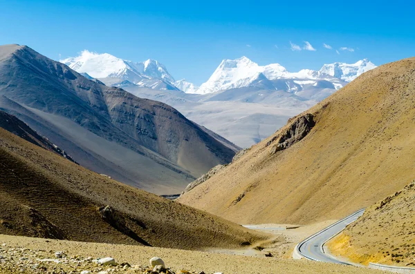 Blick auf die Berge des Himalaya. Tibet — Stockfoto