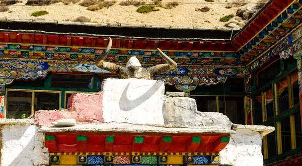 Detaljer av arkitekturen av byggnaden i Tibet — Stockfoto