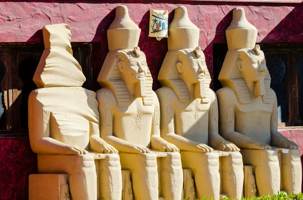 Estatuas de faraones. Egipto — Foto de Stock