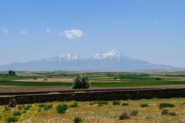 Kapadokya Erciyes Dağı (3920 mt yükseklik)