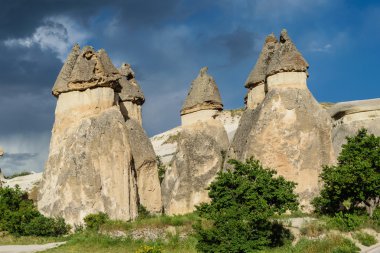 Renkli kaya oluşumları Kapadokya