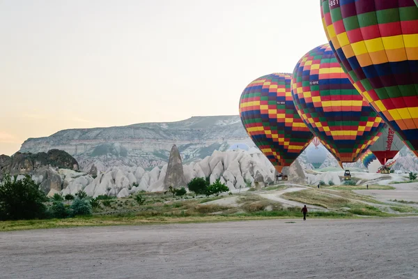 Hot air balloon over Cappadocia — Stock Photo, Image