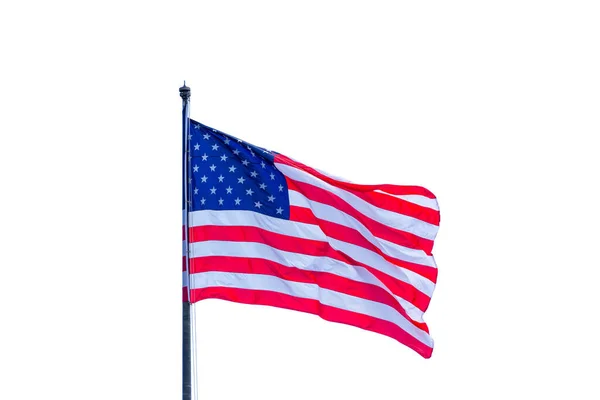미국 국기가 막대기 위에서 흰 배경에 따로 흔들고 있다 — 스톡 사진