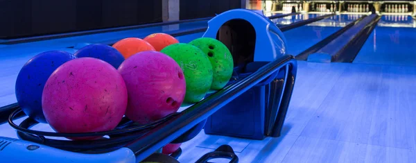 Balles de bowling — Photo