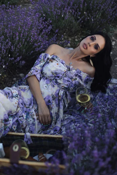 Moda Foto Livre Mulher Bonita Com Cabelo Loiro Vestido Elegante — Fotografia de Stock