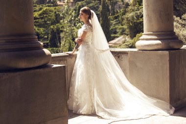 lüks gelinlikle çok güzel gelin  