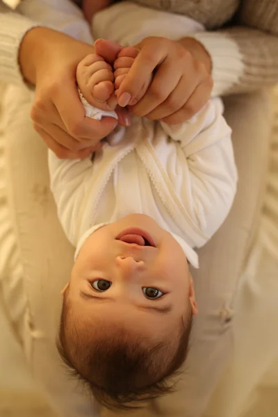 Little cute baby boy, having fun at cozy home — Stok fotoğraf