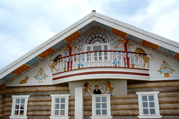 シベリアの家の装飾項目 — ストック写真