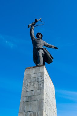 Dmitrov - anıt