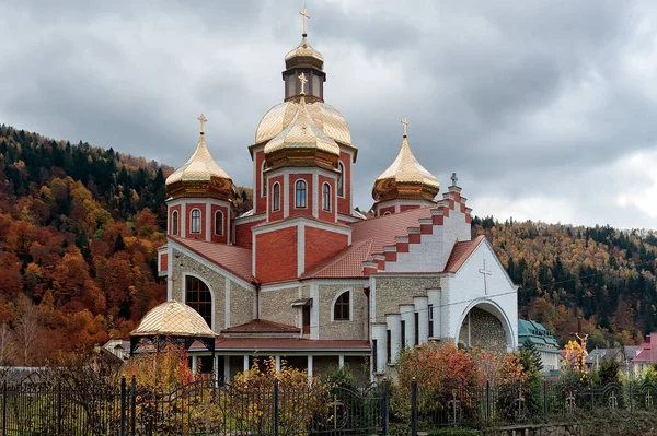 Fassade Der Geburtskirche Des Johannes Des Täufers Yaremche Ukraine — Stockfoto