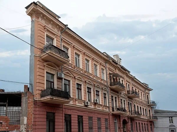 Оптическая Иллюзия Старое Здание Является Лишь Одной Узкой Стеной Одессе — стоковое фото