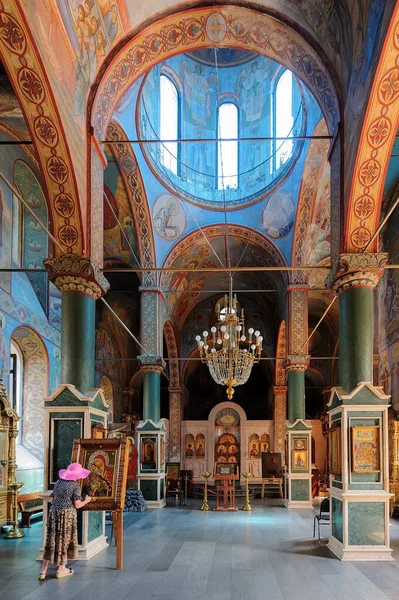 Interiér Kostela Mikuláše Batumiho Georgii — Stock fotografie