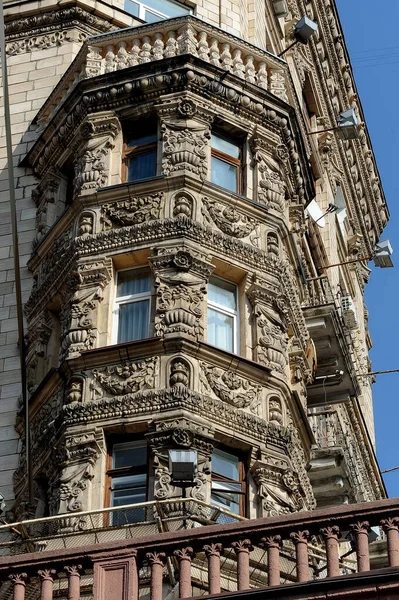 Torre Adornada Antiguo Edificio Calle Principal Khreshchatyk Kiev Ucrania — Foto de Stock