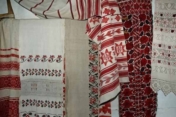Oekraïense Handdoeken Aan Muur — Stockfoto