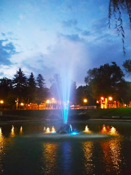 Fontaine Colorée Nuit Kamenets Podolsky Ukraine — Photo