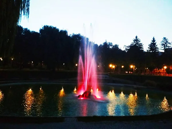 Fontaine Colorée Nuit Kamenets Podolsky Ukraine — Photo