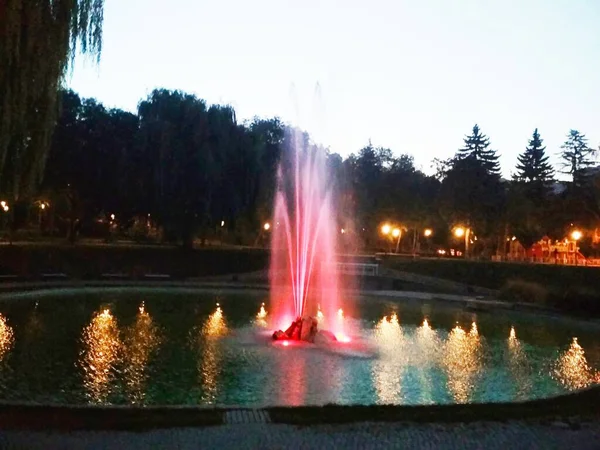 Fontaine Colorée Nuit Kamenets Podolsky Ukraine — Photo