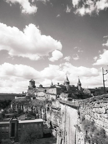 Parlak Bir Bahar Gününde Eski Kale Kamenets Podolsky Ukrayna — Stok fotoğraf