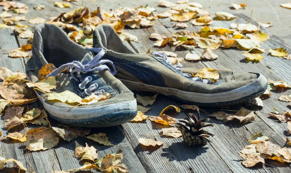 Eski yıpranmış Ayakkabı.