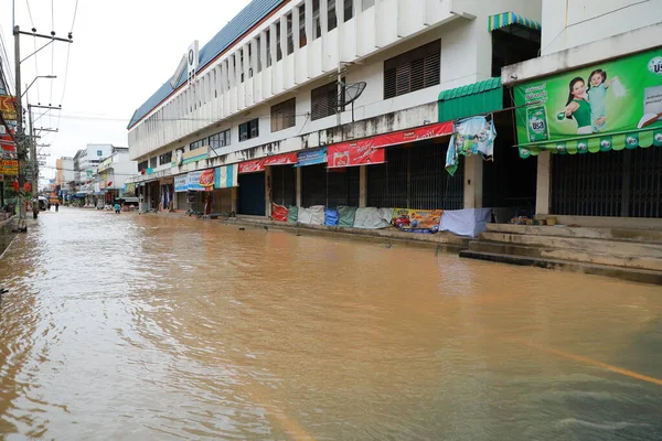 Nakhon Ratchasima Thaiföld 2020 Október Monszun Esőzése Tengerből Áradó Dagály — Stock Fotó