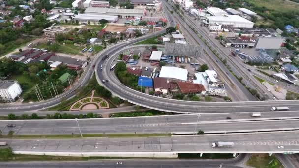 Vista Aérea Vista Arriba Hacia Abajo Del Transporte Tráfico Automóviles — Vídeos de Stock