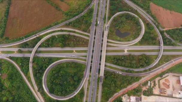 Vista Aérea Vista Arriba Hacia Abajo Del Transporte Tráfico Automóviles — Vídeos de Stock