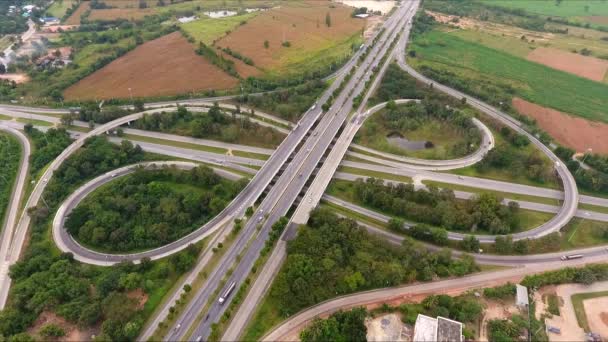 Vista Aérea Vista Arriba Hacia Abajo Del Transporte Tráfico Automóviles — Vídeos de Stock