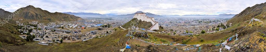 Tashilunpo Monastery n Shigatse, Tibet