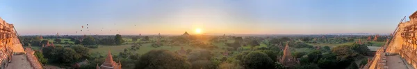 Panorama de templos budistas em Bagan, Mianmar — Fotografia de Stock